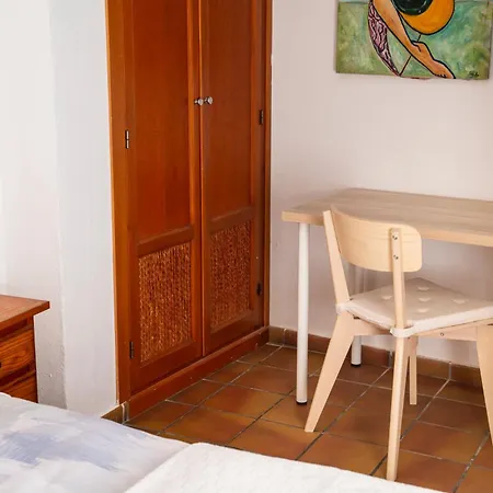 Charming Spacious Albayzin Apartment-2