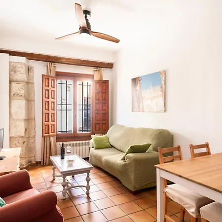 Charming Spacious Albayzin Apartment-3